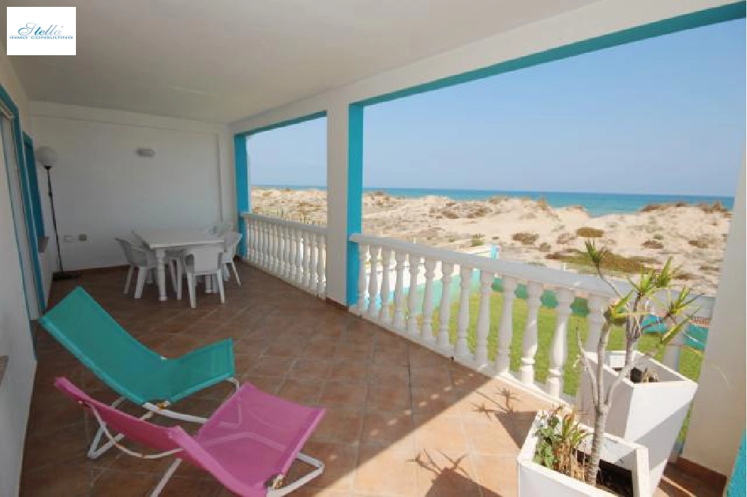 beach house in Oliva(Oliva) for sale, built area 220 m², year built 1996, condition neat, + stove, air-condition, plot area 430 m², 6 bedroom, 2 bathroom, swimming-pool, ref.: Lo-3416-47