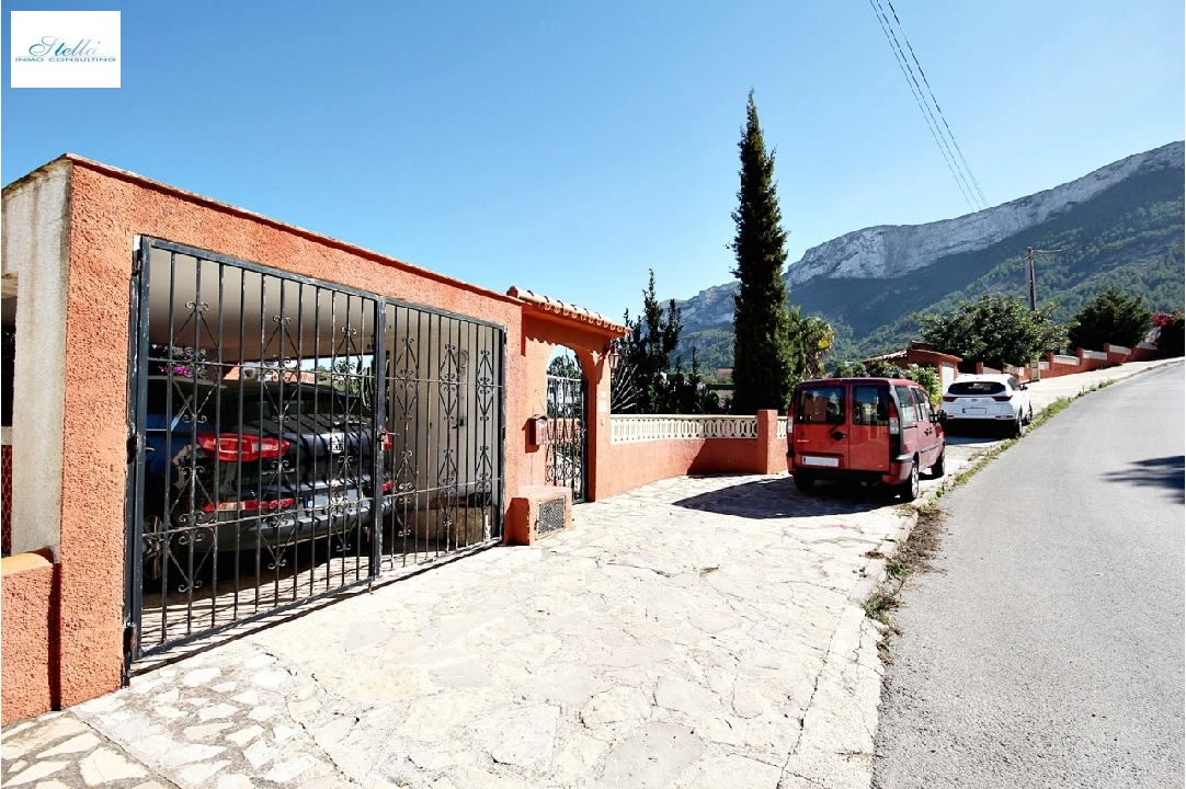 villa in Denia for sale, built area 120 m², year built 1981, + central heating, air-condition, plot area 800 m², 5 bedroom, 2 bathroom, swimming-pool, ref.: GC-3517-27