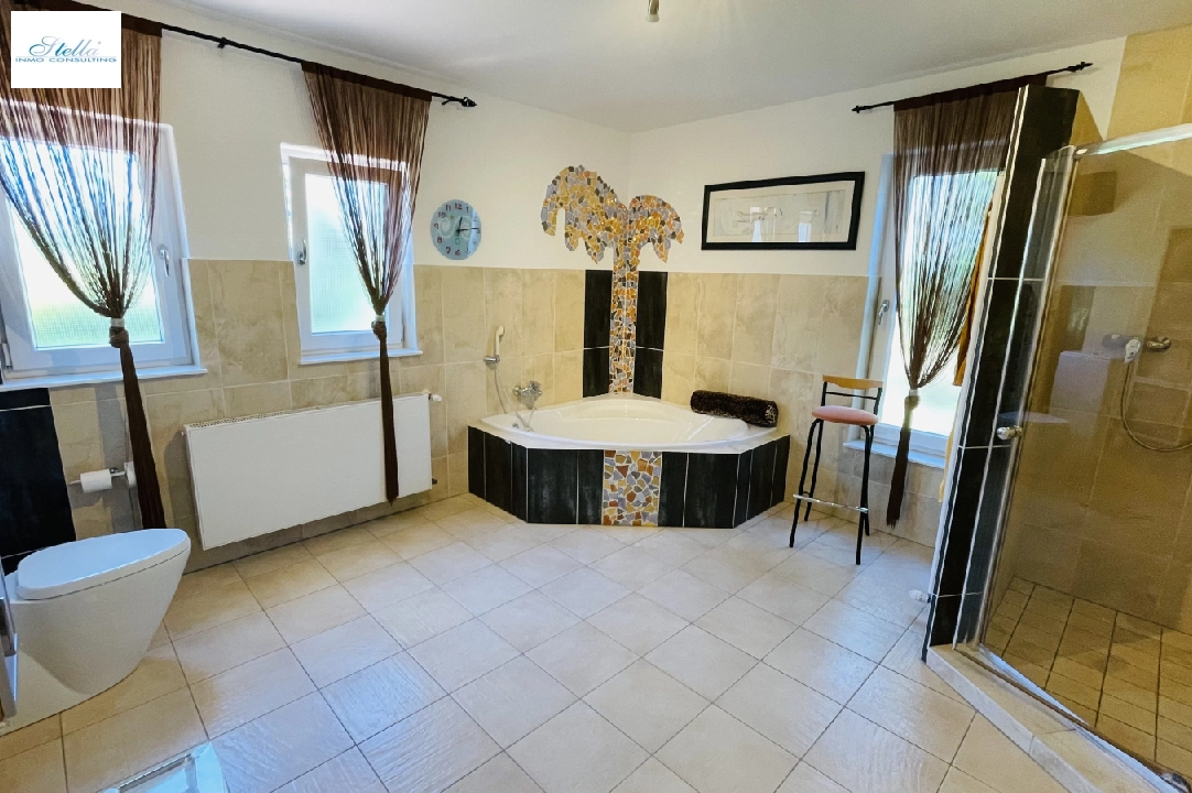 villa in Tormos for sale, built area 300 m², year built 2007, condition neat, + central heating, air-condition, plot area 13000 m², 4 bedroom, 4 bathroom, swimming-pool, ref.: JS-0724-12