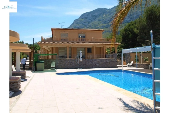 Villa-in-Denia-zu-verkaufen-BP-4028DEN-2.webp