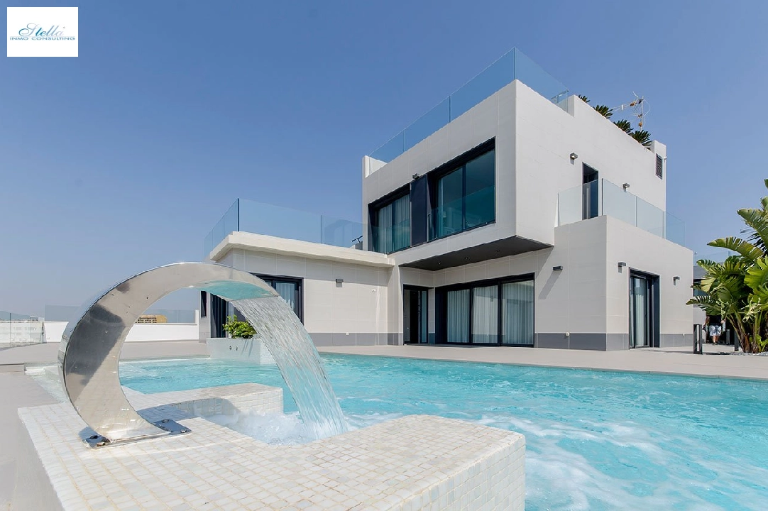 villa in Dehesa de Campoamor for sale, built area 318 m², condition first owner, plot area 500 m², 3 bedroom, 3 bathroom, swimming-pool, ref.: HA-DCN-100-E13-4