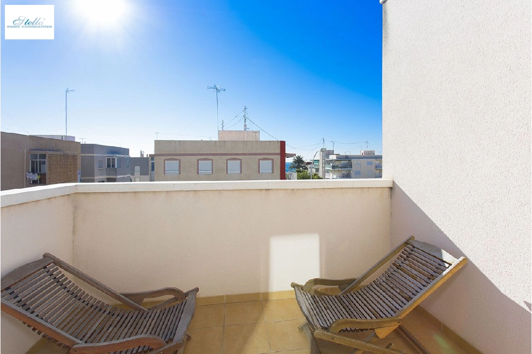 terraced house in Santa Pola for sale, built area 156 m², condition first owner, plot area 80 m², 3 bedroom, 3 bathroom, swimming-pool, ref.: HA-SPN-700-R06-9