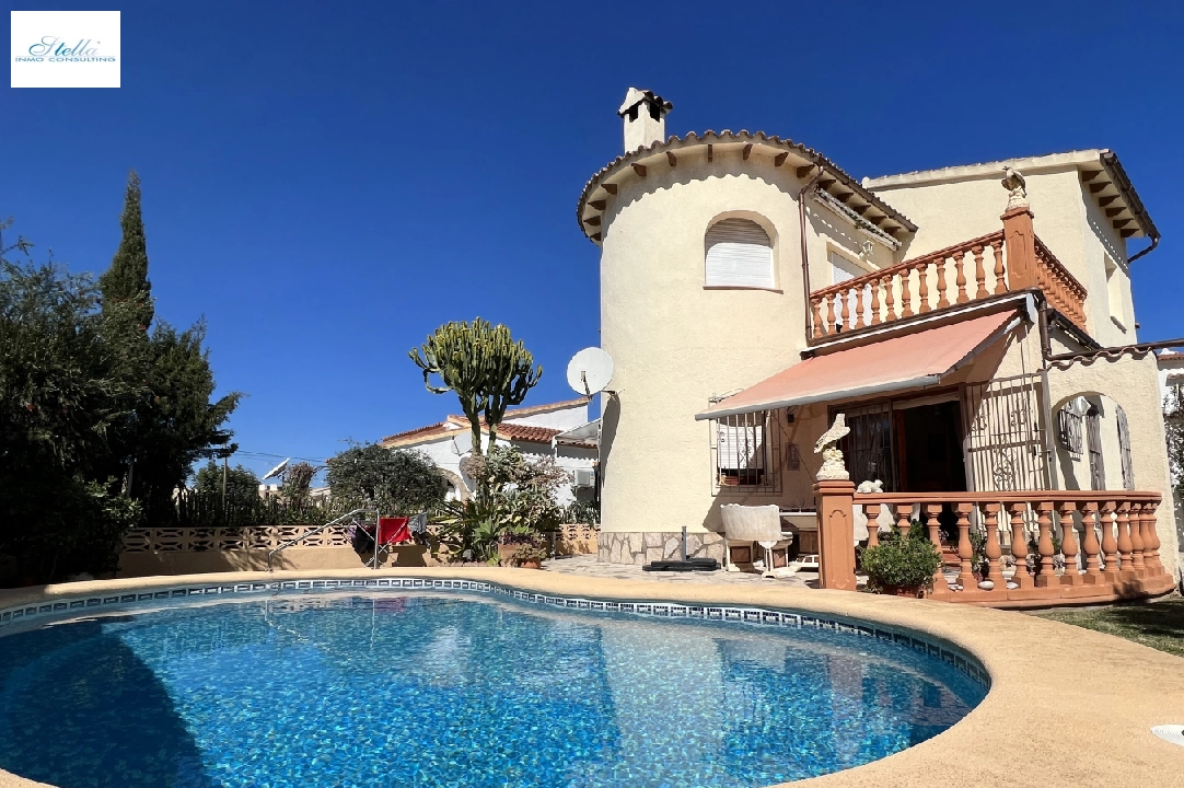 single family house in Els Poblets(Pta Barranquets) for sale, built area 135 m², year built 1994, condition neat, + central heating, air-condition, plot area 400 m², 4 bedroom, 2 bathroom, swimming-pool, ref.: OK-0123-1