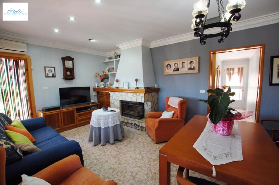 villa in Pego for sale, built area 115 m², year built 1987, + stove, air-condition, plot area 1500 m², 4 bedroom, 1 bathroom, swimming-pool, ref.: O-V29614D-8