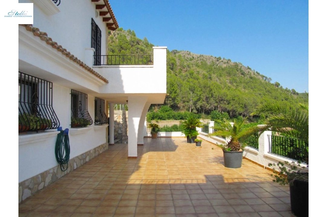 villa in Adsubia for sale, built area 550 m², year built 1990, + stove, air-condition, plot area 37000 m², 4 bedroom, 3 bathroom, swimming-pool, ref.: O-V24614D-14