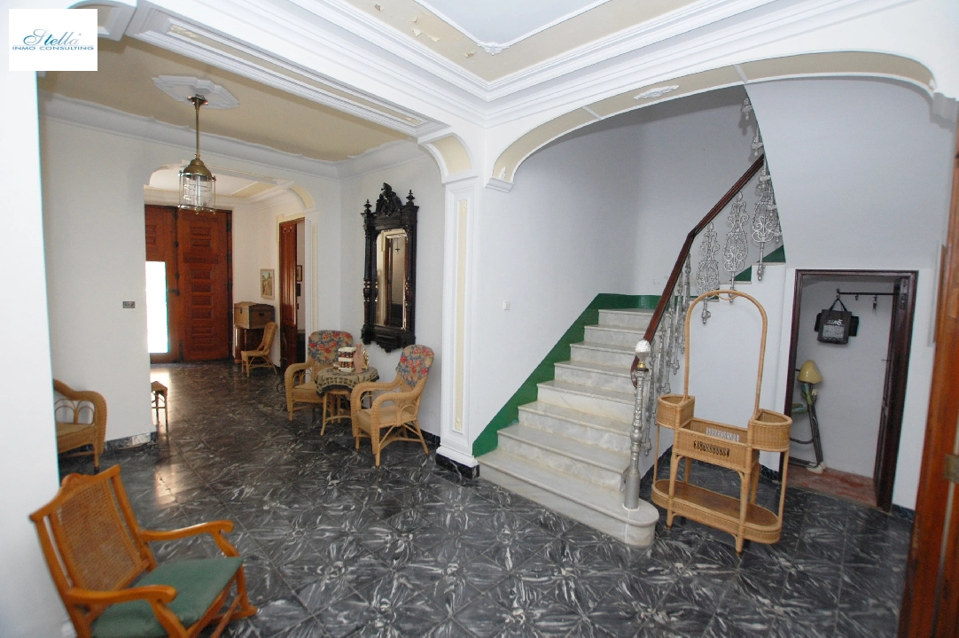 town house in Pego for sale, built area 373 m², year built 1910, air-condition, plot area 200 m², 5 bedroom, 2 bathroom, swimming-pool, ref.: O-V80314D-1