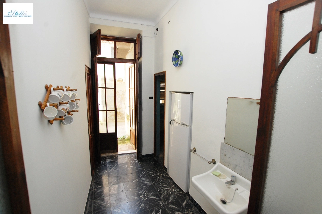 town house in Pego for sale, built area 373 m², year built 1910, air-condition, plot area 200 m², 5 bedroom, 2 bathroom, swimming-pool, ref.: O-V80314D-10