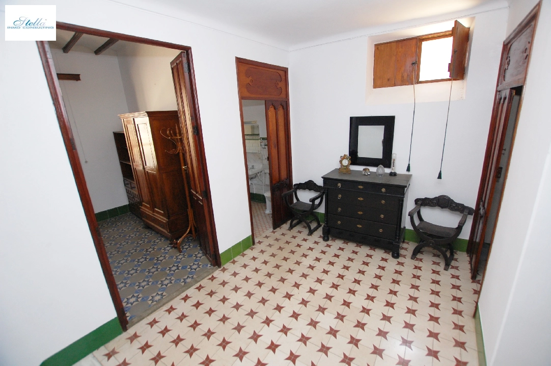 town house in Pego for sale, built area 373 m², year built 1910, air-condition, plot area 200 m², 5 bedroom, 2 bathroom, swimming-pool, ref.: O-V80314D-18