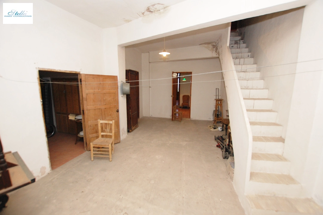 town house in Pego for sale, built area 373 m², year built 1910, air-condition, plot area 200 m², 5 bedroom, 2 bathroom, swimming-pool, ref.: O-V80314D-33