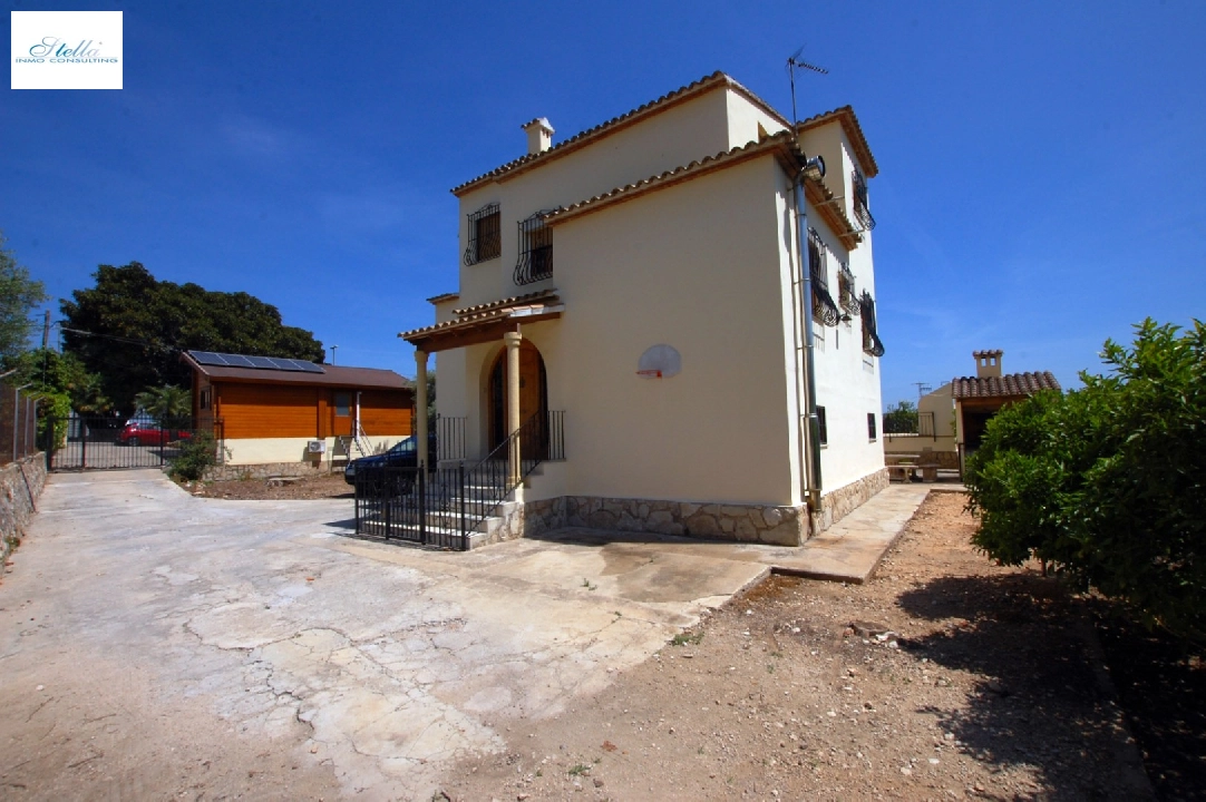 villa in Pego for sale, built area 289 m², year built 1985, + central heating, air-condition, plot area 4300 m², 5 bedroom, 3 bathroom, swimming-pool, ref.: O-V86714D-17