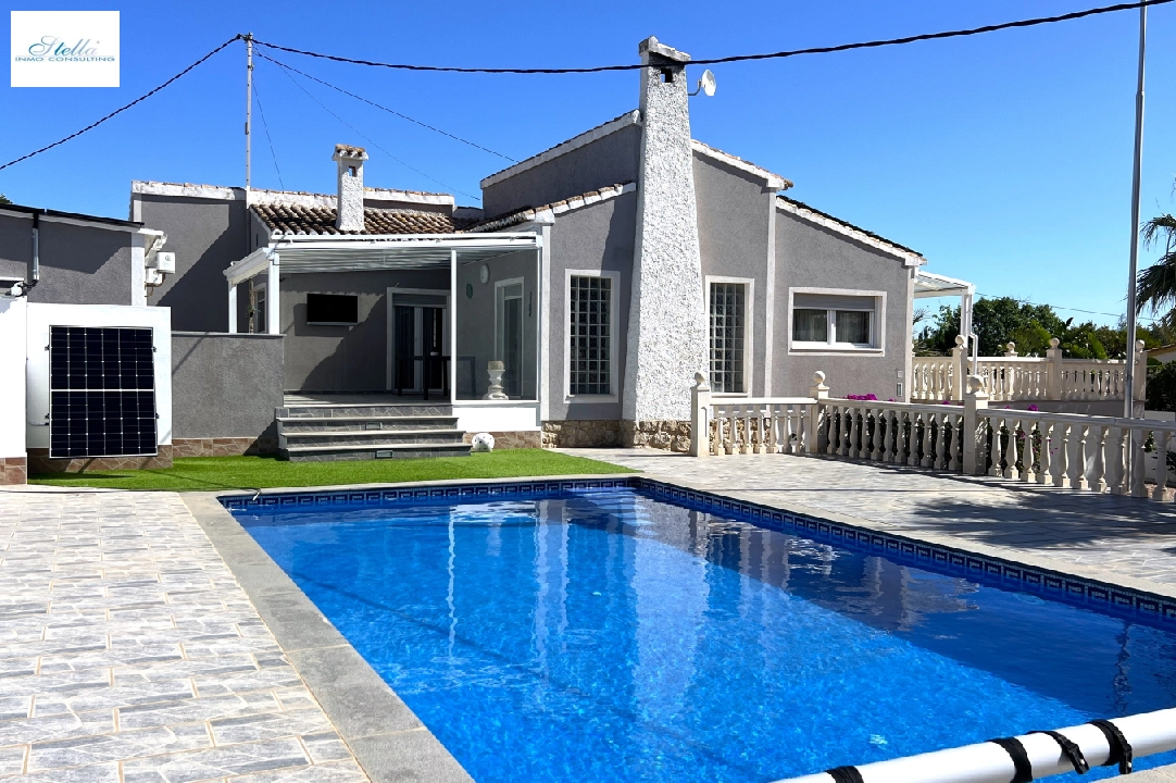 villa in Denia for holiday rental, built area 166 m², year built 1978, + stove, air-condition, plot area 802 m², 2 bedroom, 2 bathroom, swimming-pool, ref.: T-0224-29