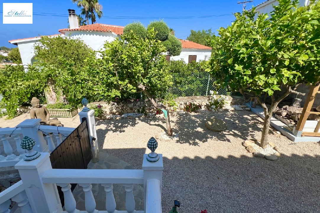 villa in Denia for sale, built area 185 m², year built 1979, condition neat, + central heating, air-condition, plot area 946 m², 3 bedroom, 3 bathroom, swimming-pool, ref.: FK-0924-20