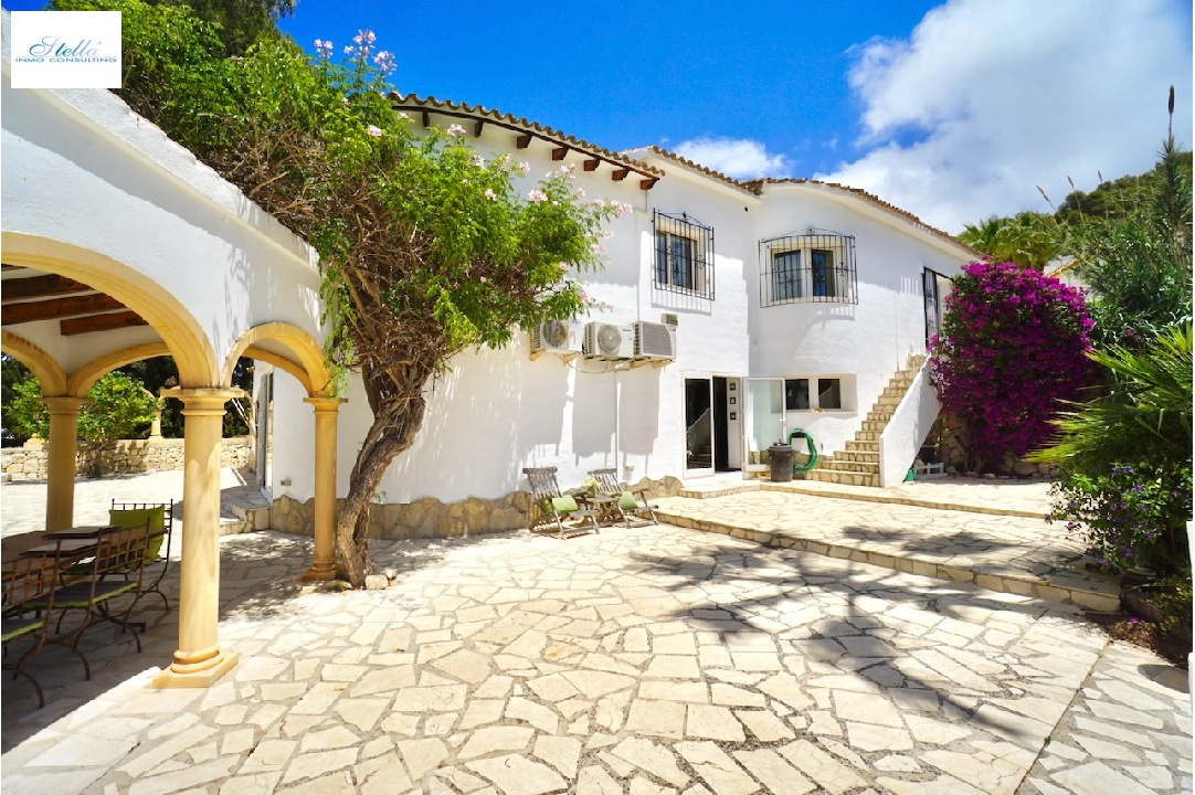 villa in Moraira(Moraira Alcasar) for sale, built area 267 m², air-condition, plot area 972 m², 5 bedroom, 3 bathroom, swimming-pool, ref.: CA-H-1781-AMBI-41