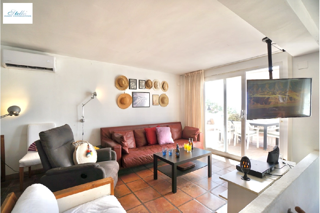 apartment in Moraira(Moraira Centre) for sale, built area 110 m², plot area 440 m², 4 bedroom, 1 bathroom, ref.: CA-A-1789-AMBE-7