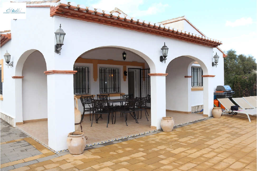 villa in Orba for sale, built area 154 m², plot area 813 m², 4 bedroom, 2 bathroom, swimming-pool, ref.: PT-24001-26