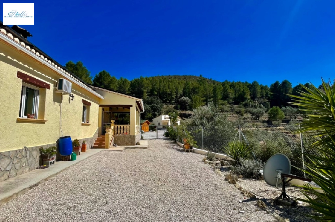 villa in Jalon for sale, built area 240 m², year built 2006, + stove, air-condition, plot area 15491 m², 3 bedroom, 3 bathroom, swimming-pool, ref.: PV-141-01976P-41