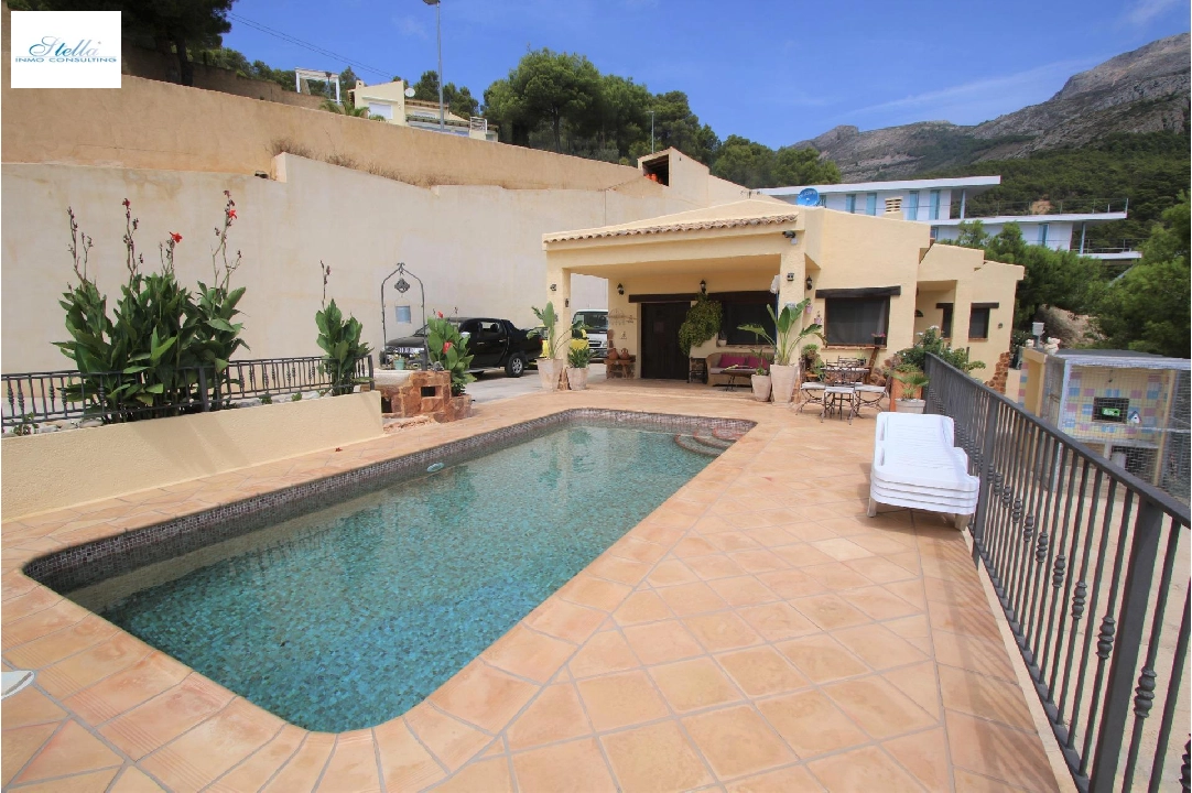 villa in Callosa d-en Sarria(Callosa D en Sarria) for sale, built area 162 m², plot area 670 m², 4 bedroom, 2 bathroom, swimming-pool, ref.: COB-3147-10535-4