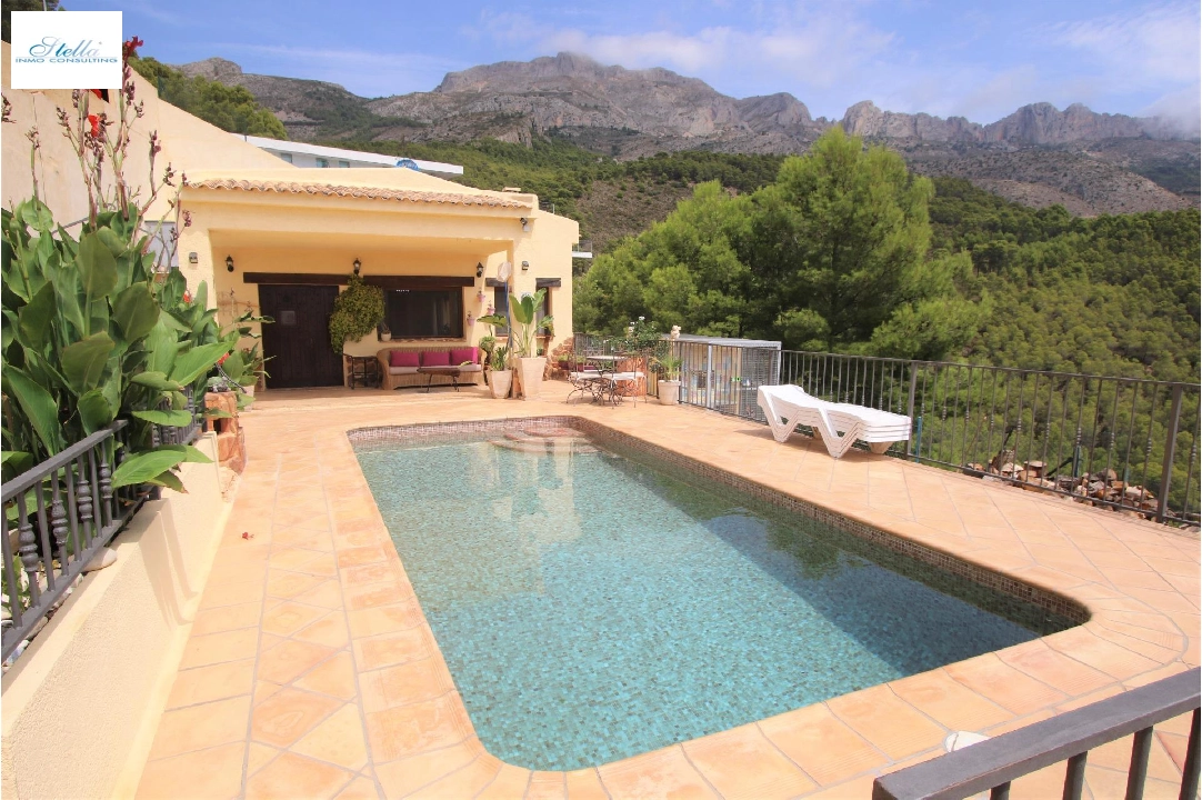 villa in Callosa d-en Sarria(Callosa D en Sarria) for sale, built area 162 m², plot area 670 m², 4 bedroom, 2 bathroom, swimming-pool, ref.: COB-3147-10535-1