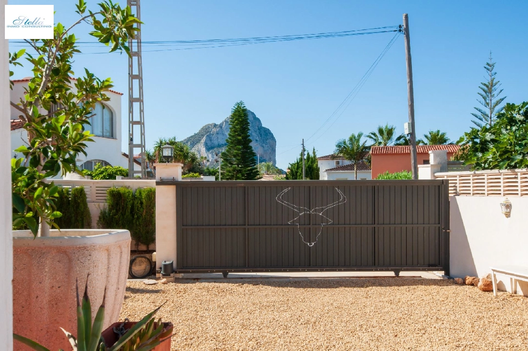 villa in Calpe(Pla roig) for sale, built area 145 m², air-condition, plot area 800 m², 3 bedroom, 2 bathroom, swimming-pool, ref.: COB-3377-10535-11