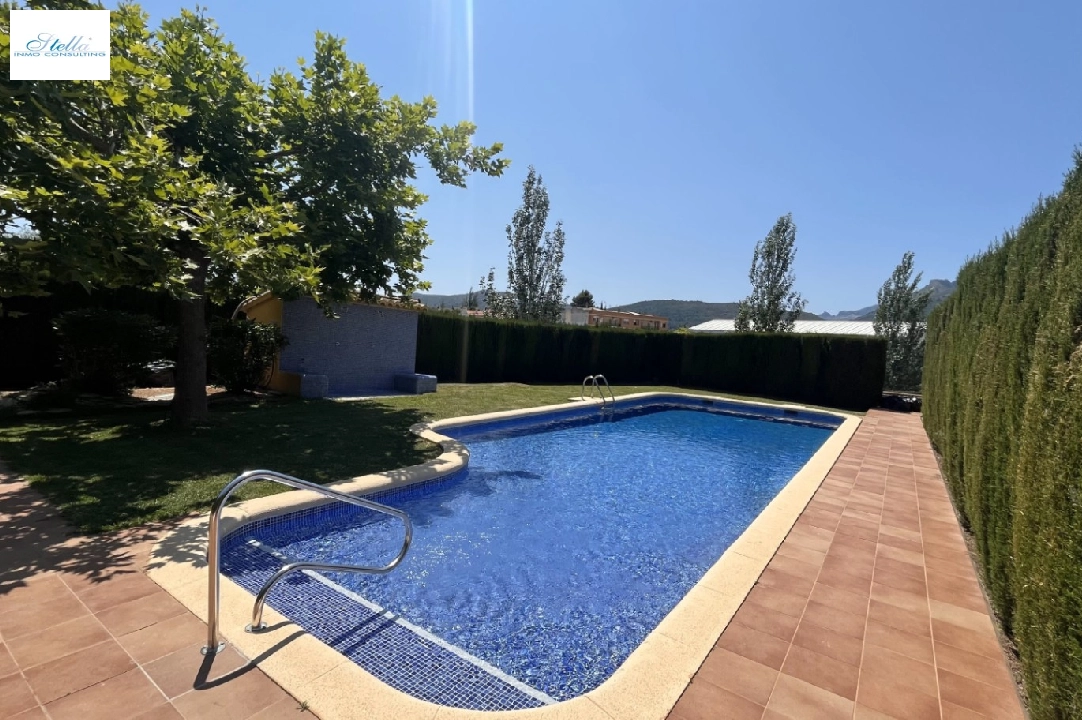 town house in Alcalali for sale, built area 103 m², year built 2004, + central heating, air-condition, plot area 120 m², 3 bedroom, 2 bathroom, swimming-pool, ref.: PV-141-01975P-41