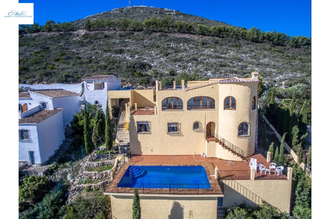 villa in Benitachell for sale, built area 290 m², year built 2005, + stove, air-condition, plot area 950 m², 5 bedroom, 4 bathroom, swimming-pool, ref.: AM-11229DA-1