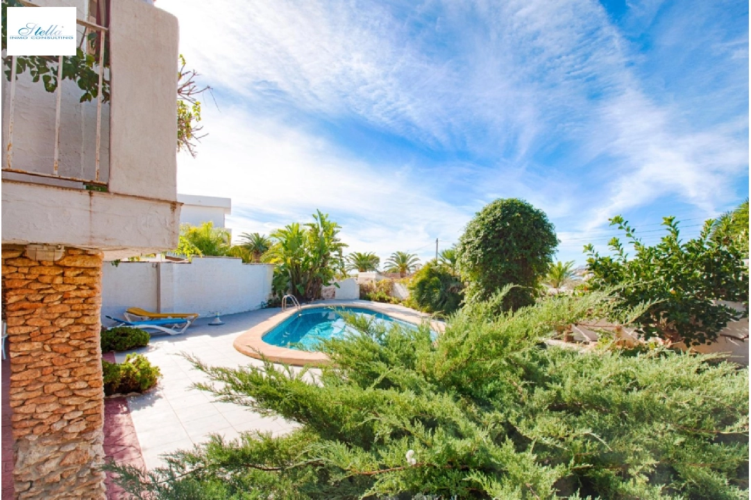 villa in Moraira for sale, built area 326 m², year built 1975, air-condition, plot area 791 m², 6 bedroom, 6 bathroom, swimming-pool, ref.: AM-12082DA-49