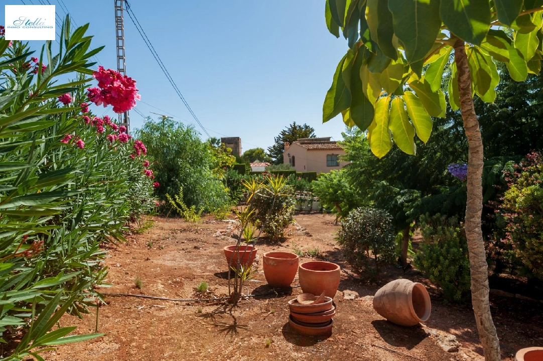 villa in Calpe(Carrio) for sale, built area 364 m², plot area 1197 m², 4 bedroom, 3 bathroom, swimming-pool, ref.: COB-3471-10535-32