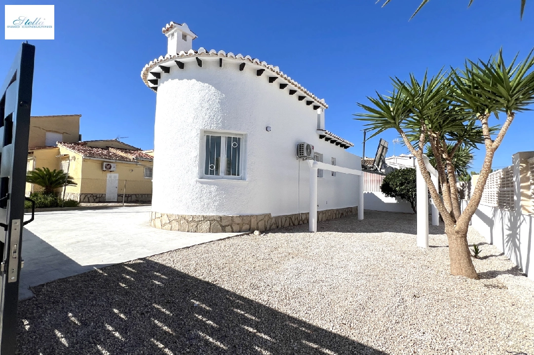 villa in Els Poblets(Sorts de la mar 26A) for sale, built area 80 m², year built 1985, condition mint, + KLIMA, air-condition, plot area 303 m², 2 bedroom, 2 bathroom, swimming-pool, ref.: AS-0824-4