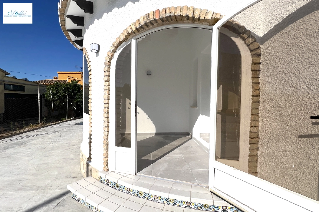 villa in Els Poblets(Sorts de la mar 26A) for sale, built area 80 m², year built 1985, condition mint, + KLIMA, air-condition, plot area 303 m², 2 bedroom, 2 bathroom, swimming-pool, ref.: AS-0824-17