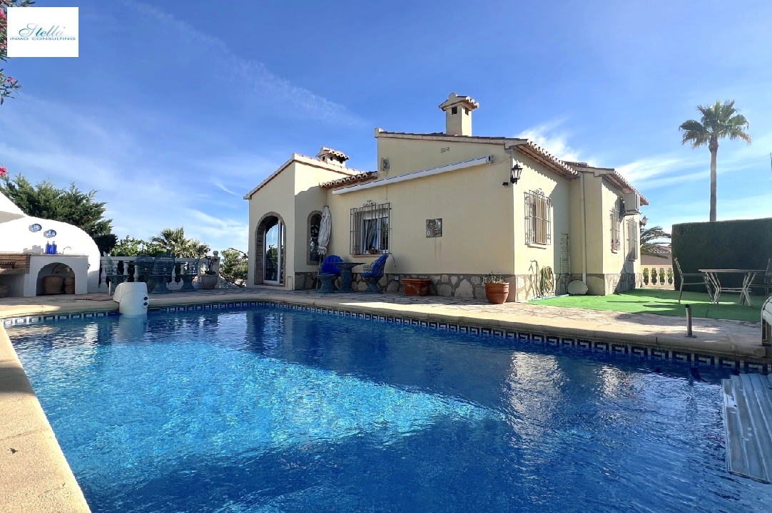 villa in Denia(Marquesa 6 ) for sale, built area 150 m², year built 1995, condition neat, + central heating, air-condition, plot area 800 m², 3 bedroom, 3 bathroom, swimming-pool, ref.: AS-0924-2