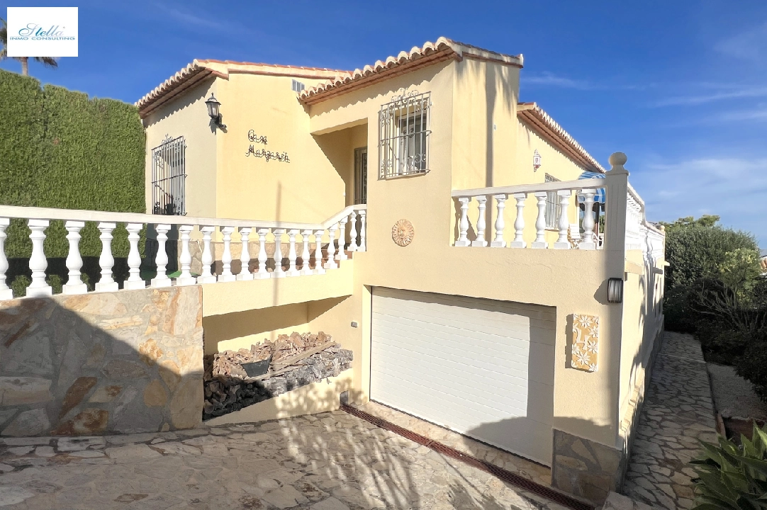 villa in Denia(Marquesa 6 ) for sale, built area 150 m², year built 1995, condition neat, + central heating, air-condition, plot area 800 m², 3 bedroom, 3 bathroom, swimming-pool, ref.: AS-0924-9