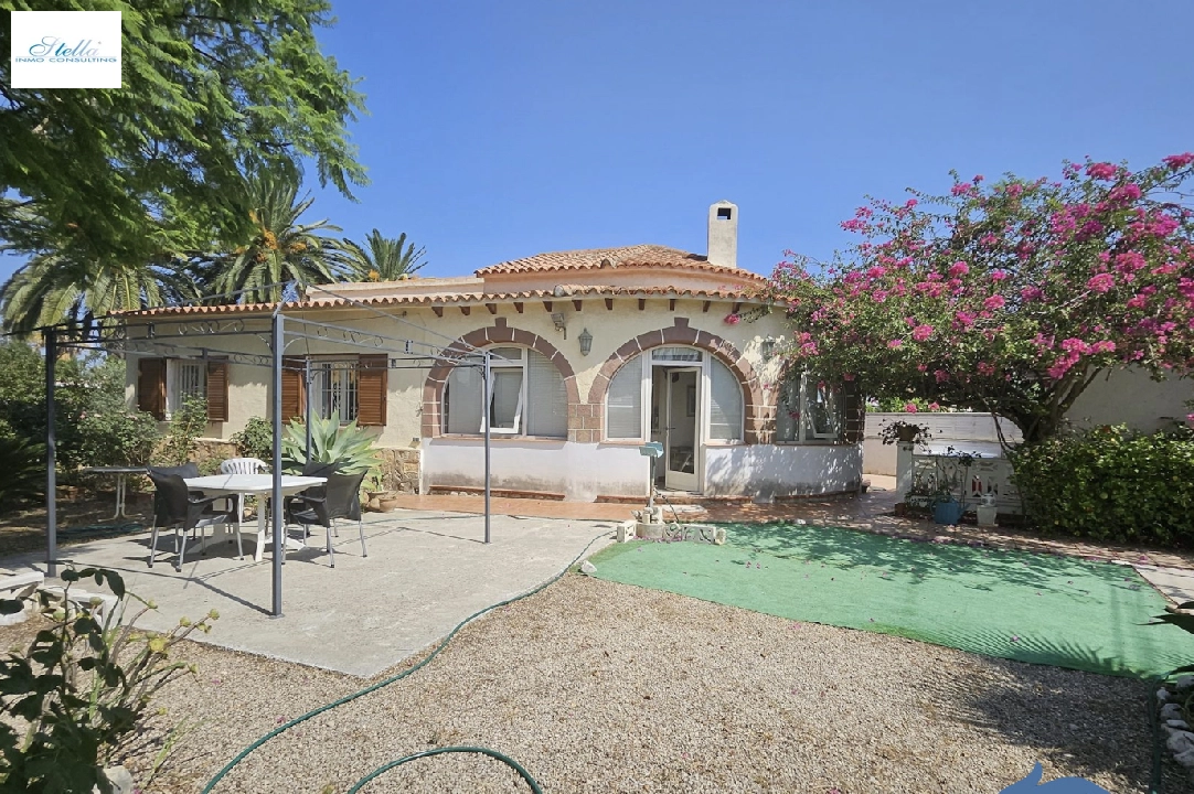 villa in Els Poblets(Gironets) for sale, built area 119 m², year built 1979, + central heating, plot area 650 m², 2 bedroom, 1 bathroom, ref.: ICB-0124-1