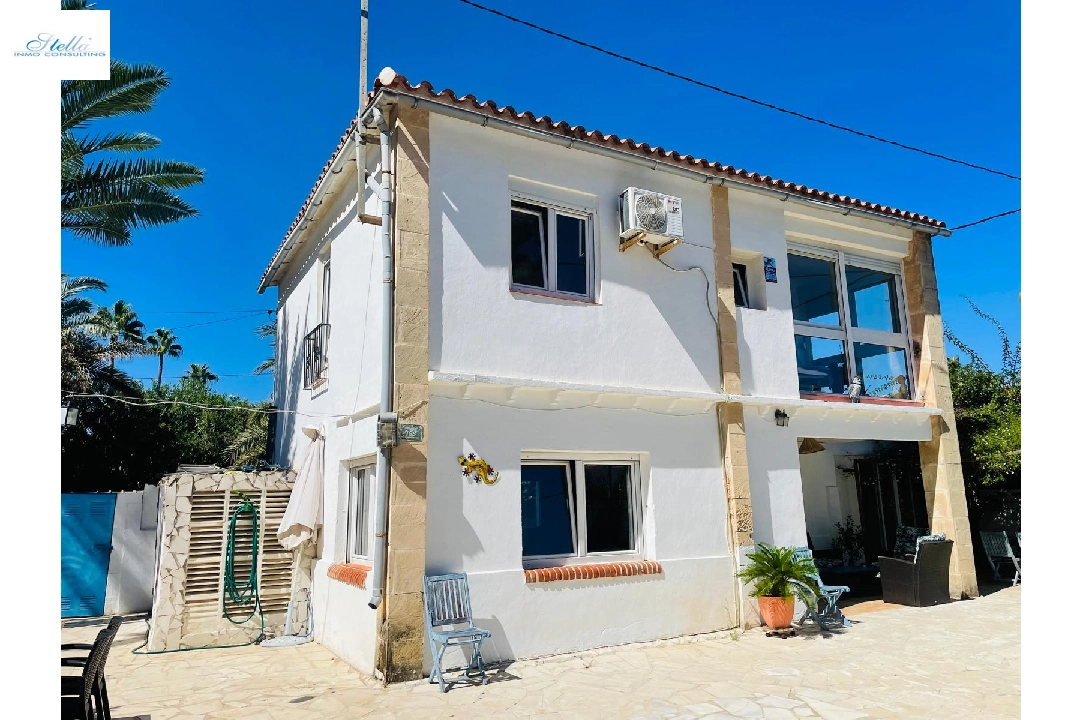 villa in Denia for sale, built area 133 m², year built 1970, air-condition, plot area 350 m², 3 bedroom, 2 bathroom, swimming-pool, ref.: UM-UV-0624-1