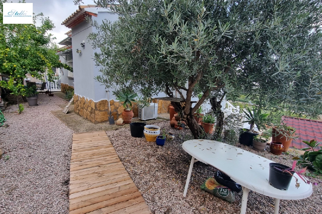 villa in Ador for sale, built area 120 m², year built 2002, + central heating, air-condition, plot area 950 m², 4 bedroom, 1 bathroom, swimming-pool, ref.: AP-0224-12