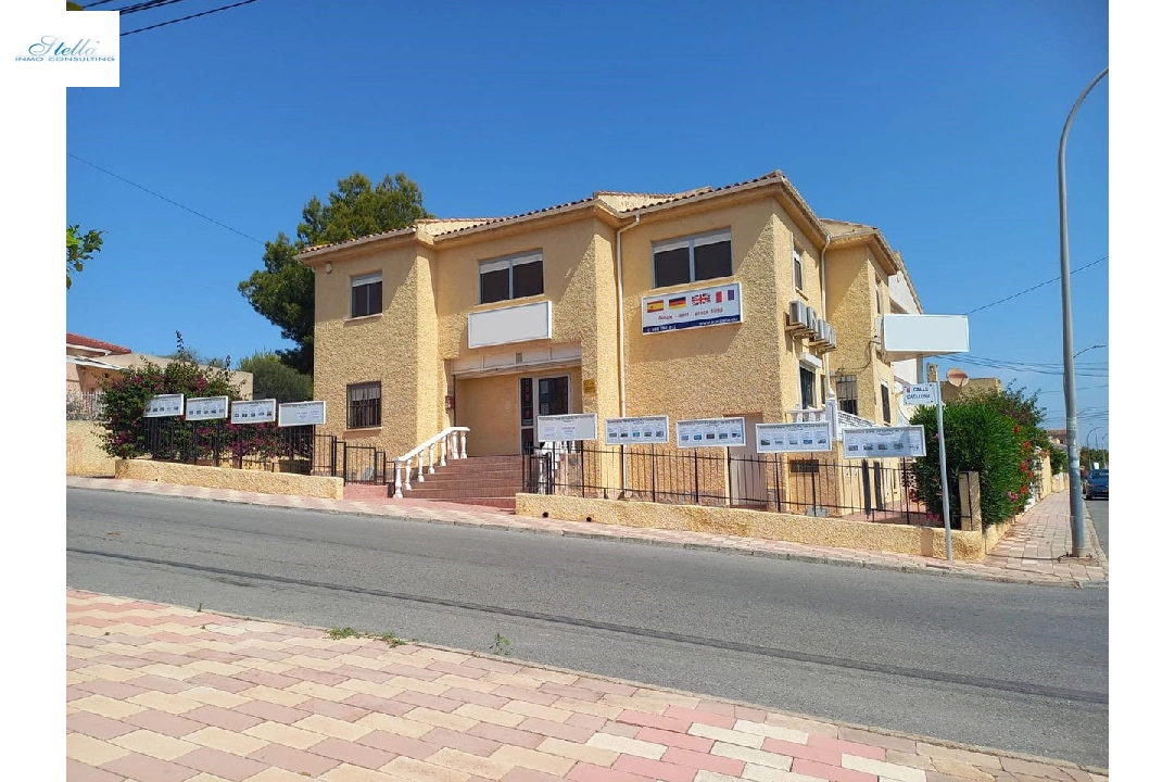 villa in San Fulgencio for sale, built area 216 m², condition neat, air-condition, plot area 268 m², 5 bedroom, 2 bathroom, ref.: HA-M-SC-OFI-1