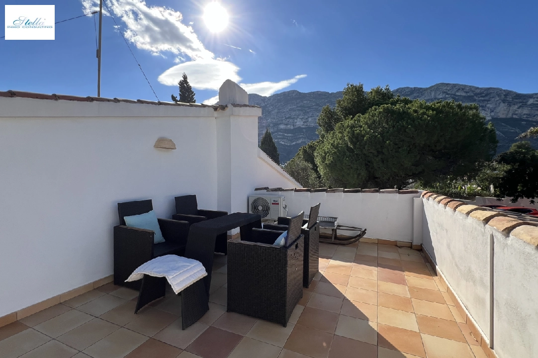 villa in Denia(Florida) for sale, built area 182 m², year built 1980, + KLIMA, air-condition, plot area 595 m², 3 bedroom, 2 bathroom, swimming-pool, ref.: SC-T1024-20