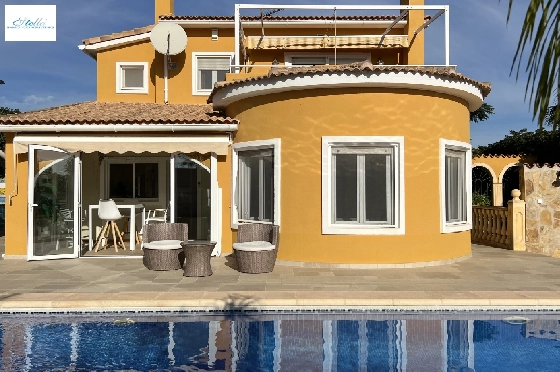 villa-in-Gata-de-Gorgos-Monte-Pedreguer-for-holiday-rental-T-0624-2.webp