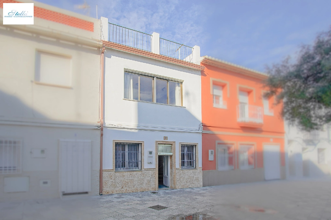 town house in Denia for sale, built area 82 m², year built 1950, + KLIMA, air-condition, 3 bedroom, 2 bathroom, swimming-pool, ref.: BP-C3XY8224DEN-1