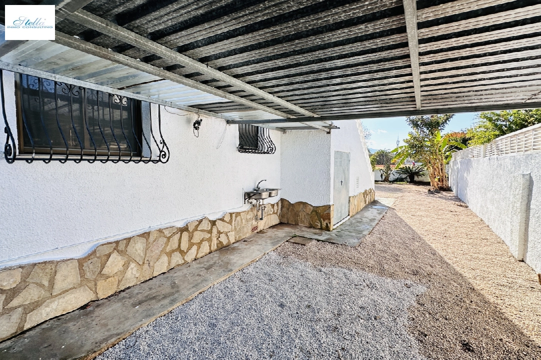 villa in Els Poblets(Ptda. Gironets) for sale, built area 110 m², year built 1978, + central heating, air-condition, plot area 540 m², 3 bedroom, 1 bathroom, ref.: AS-0125-26