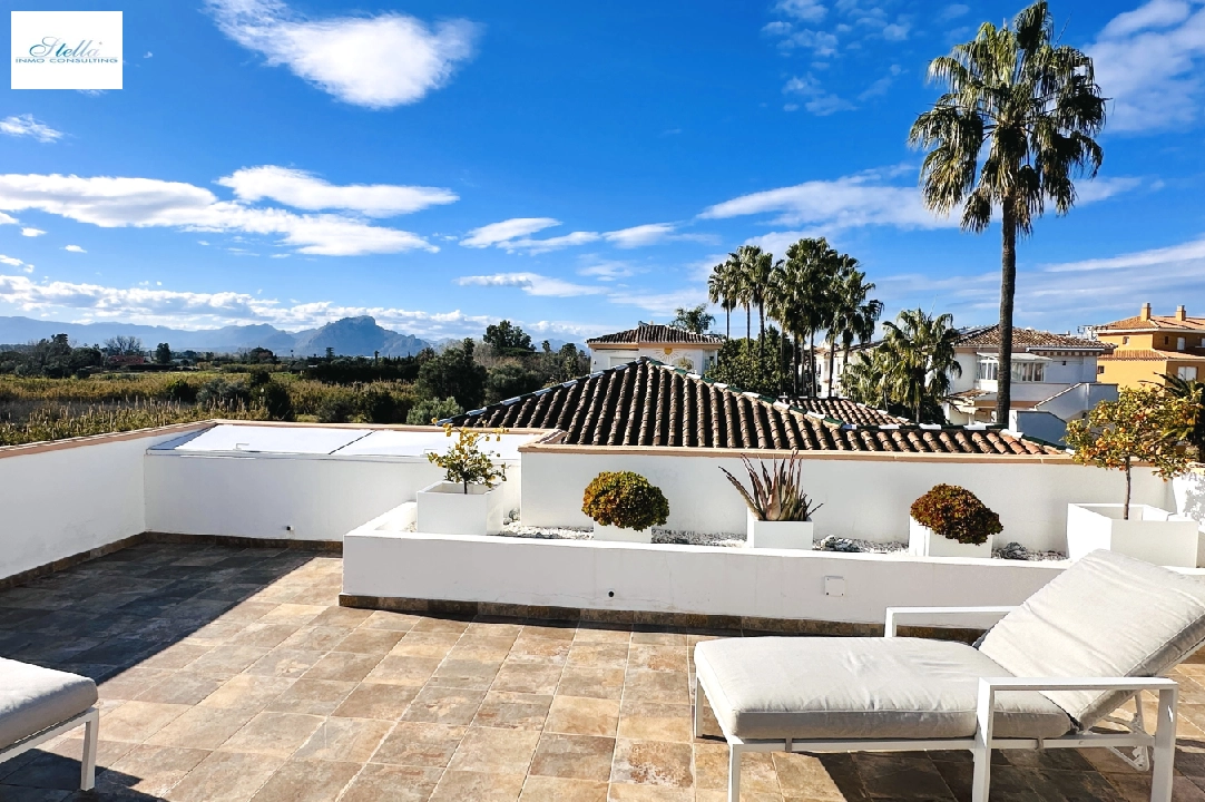 penthouse apartment in Denia(Las Marinas) for sale, built area 168 m², year built 98, condition mint, + underfloor heating, air-condition, 4 bedroom, 3 bathroom, swimming-pool, ref.: AS-0325-6