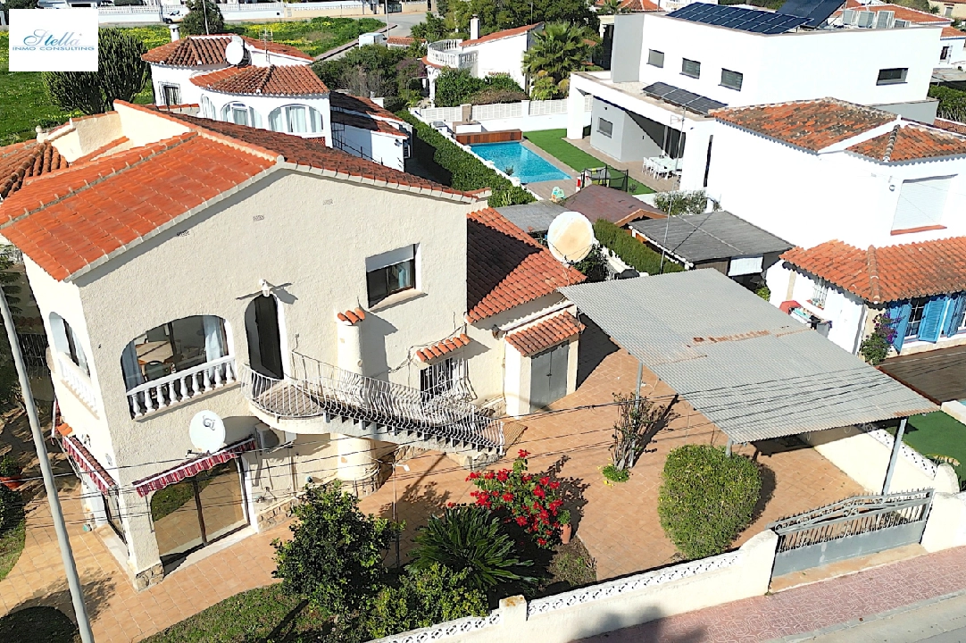 villa in Els Poblets(Revoltes) for sale, built area 180 m², year built 1978, condition neat, + KLIMA, air-condition, plot area 585 m², 4 bedroom, 3 bathroom, ref.: SC-T0125-9